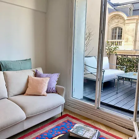 Superb With Terrasse & 24-7 Security In The Heart Of Paris! Appartamento Parigi