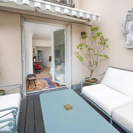 Superb With Terrasse & 24-7 Security In The Heart Of Paris!